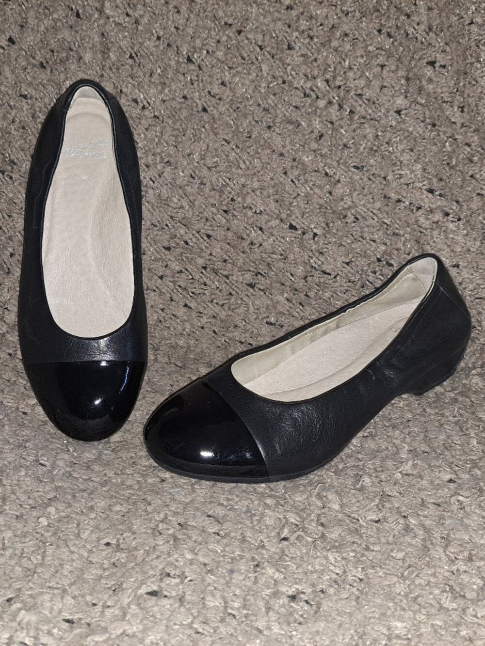 DANSKO-Lisanne-Milled Nappa Black Leather Cap Toe Ballet-SZ 39-Near Mint